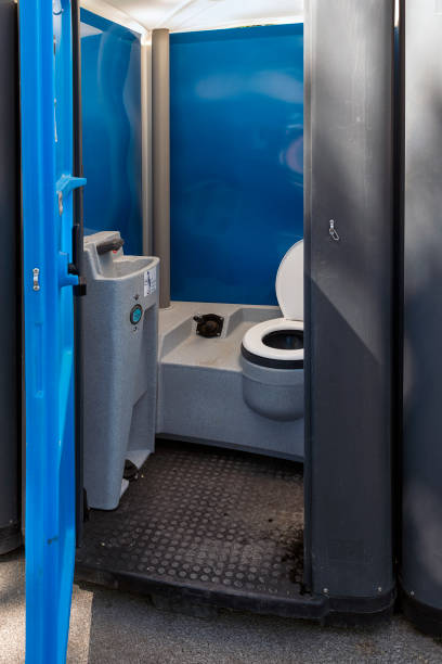 Best Portable restroom trailer rental  in Pocahontas, IA